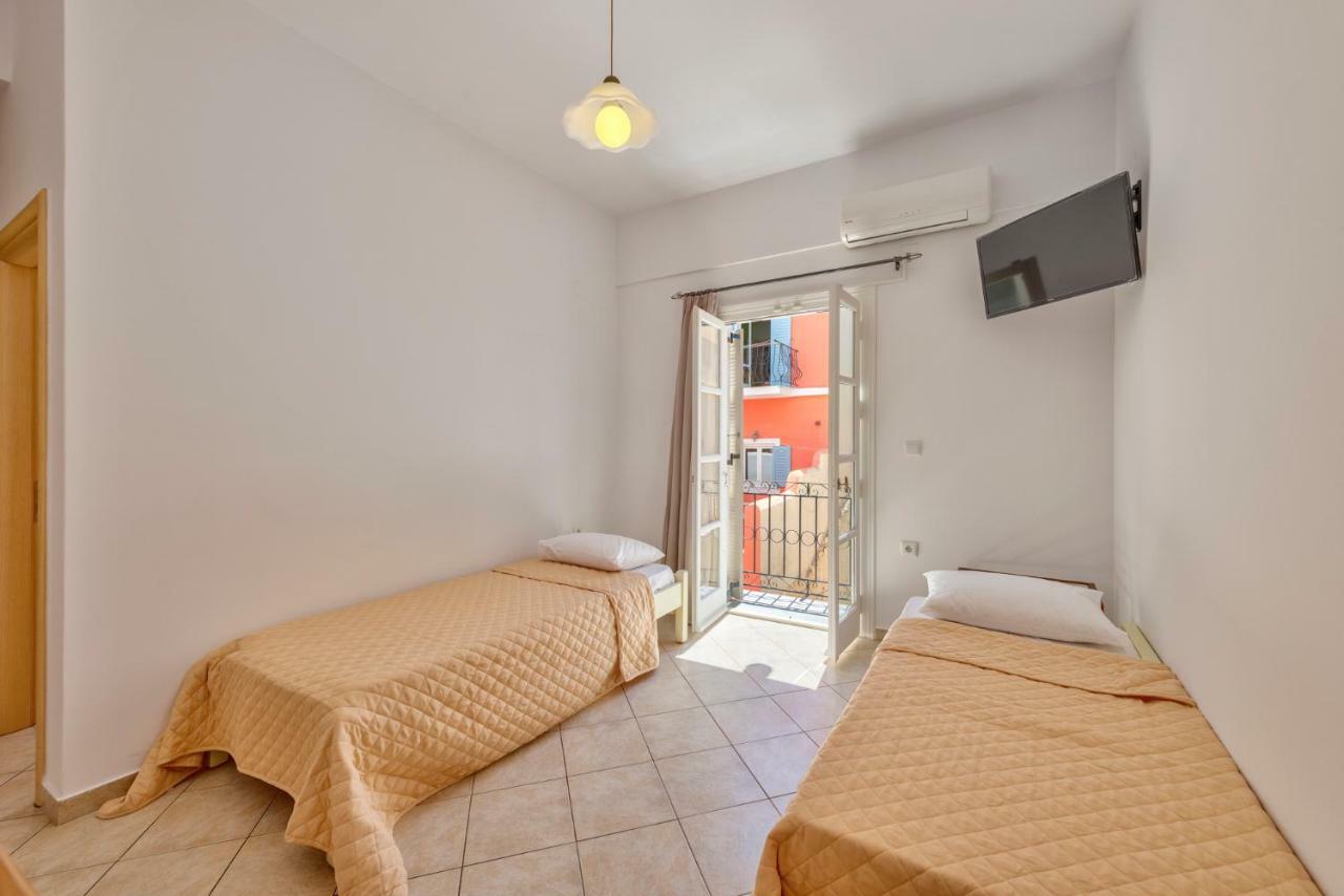 Ethrionplus Two Rooms Apartments Balconies 100 M From The Port Ermoúpoli Extérieur photo